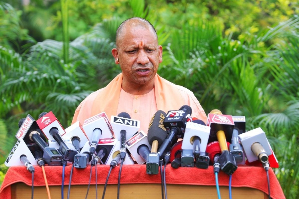 Cong destroyed Constitution by imposing Emergency, its faces may have changed but character remains the same: CM Yogi