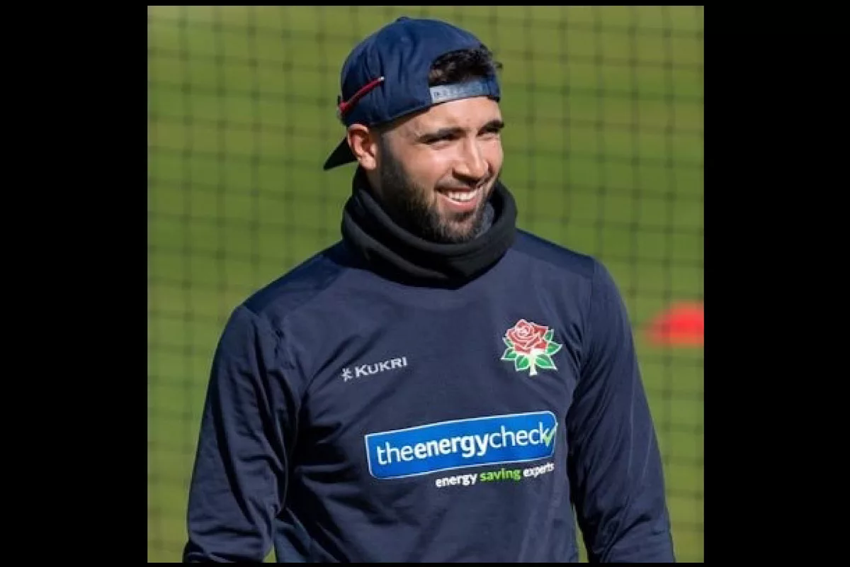 Fast-bowler Saqib Mahmood finally granted visa for England’s white-ball tour to India