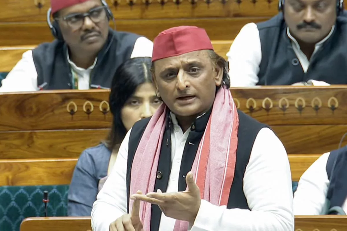 Akhilesh alleges large-scale rigging in Milkipur bypolls