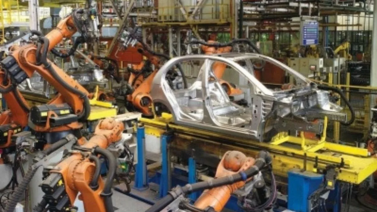 Industrial growth slows to 1.2% in May; capital and infrastructure goods lead expansion
