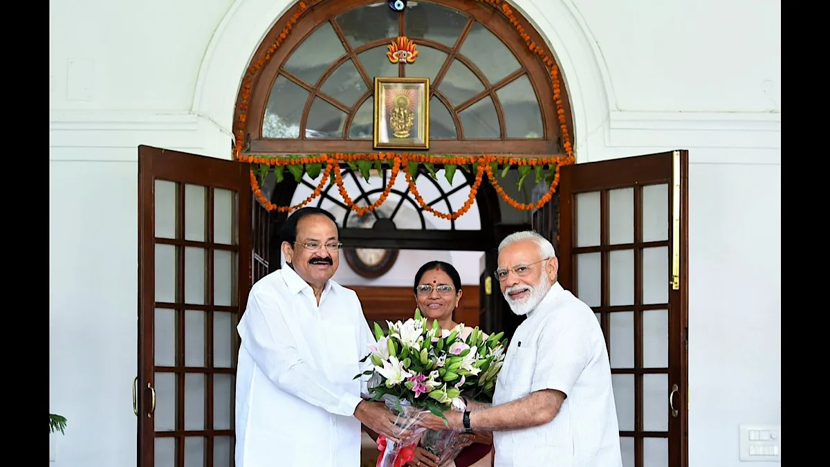 PM Modi wishes former vice- president Venkaiah Naidu on his birthday