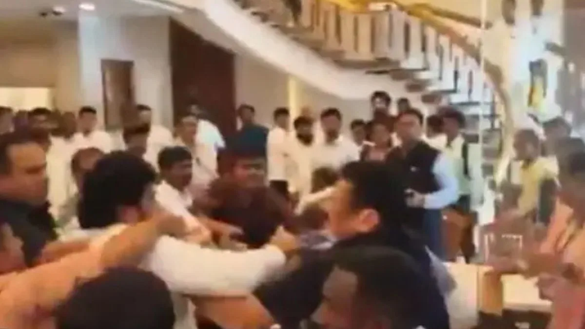MLAs’ supporters exchange blows in Maharashtra Vidhan Bhavan lobby