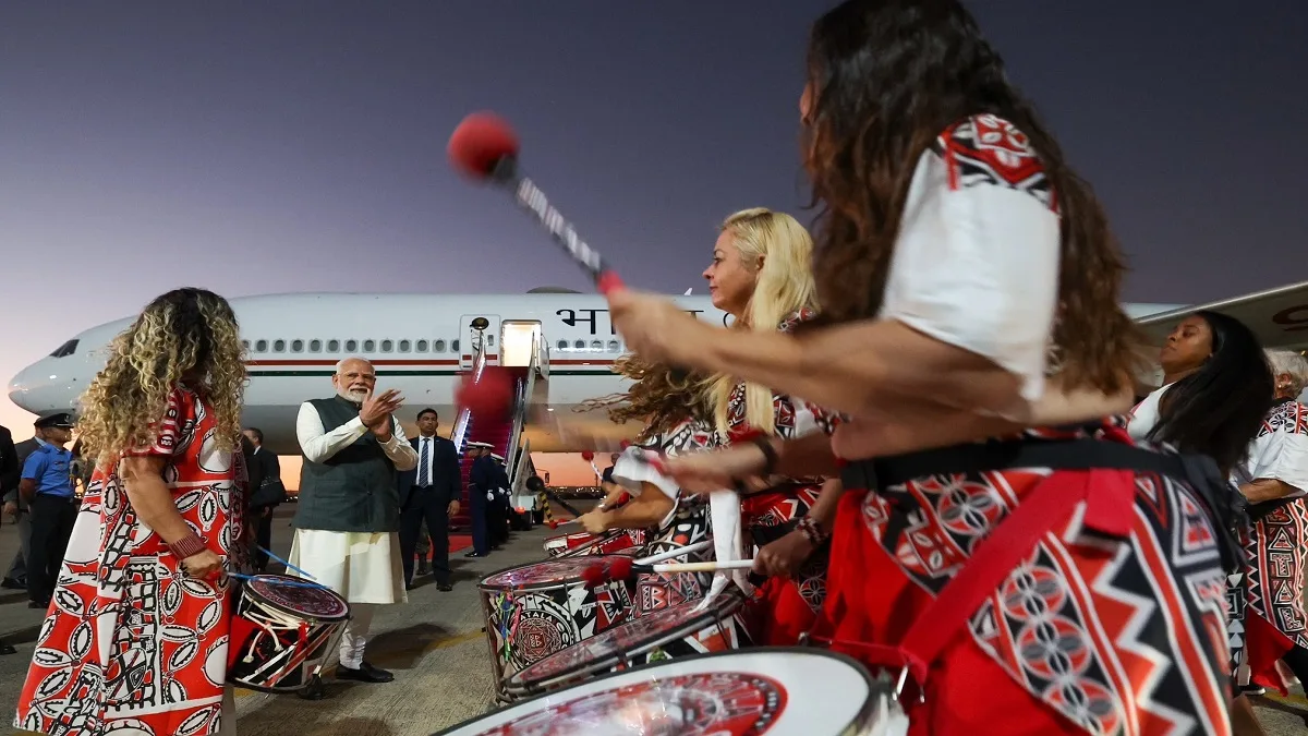 PM Modi arrives in Brasilia, Brazil to grand welcome with military honours