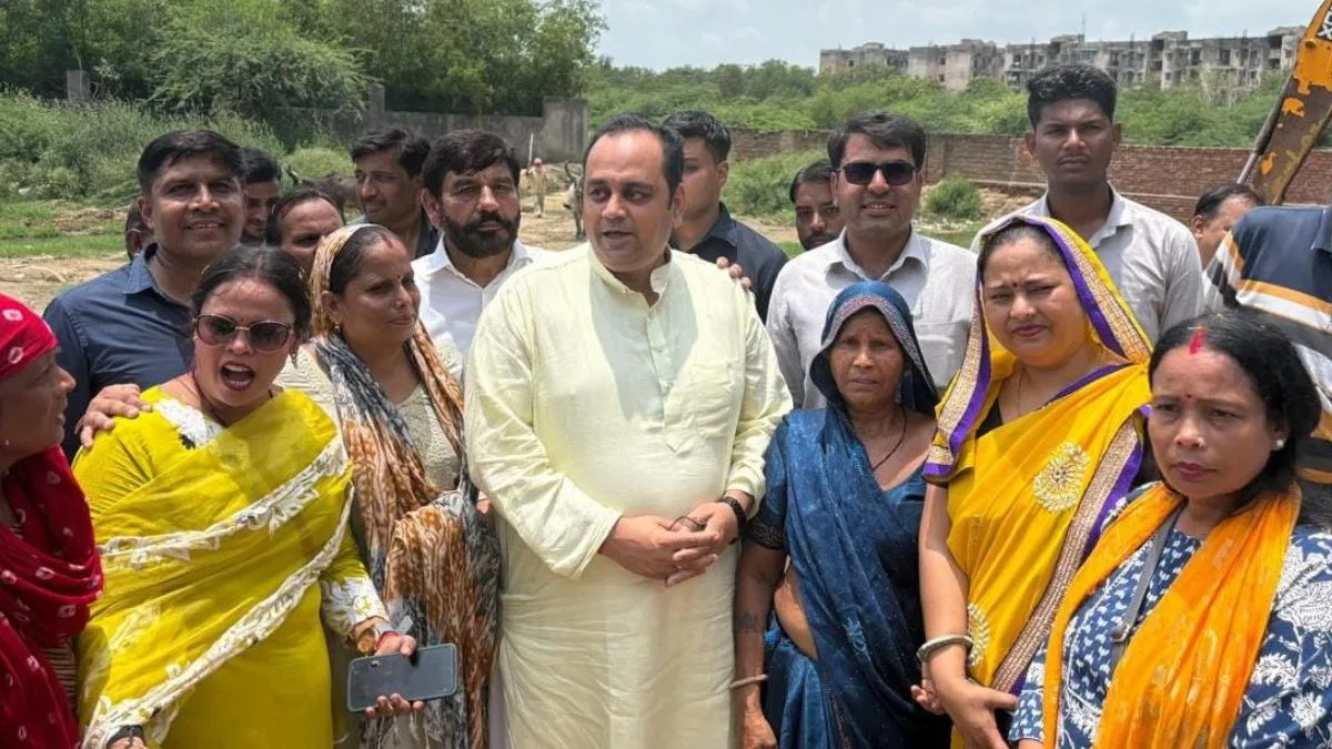 Vikaspuri gets long-awaited sewer line upgrade