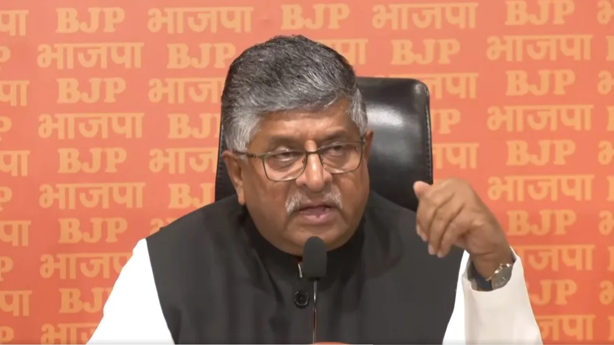 Ravi Shankar Prasad calls Rahul irresponsible, predicts NDA victory in Bihar polls