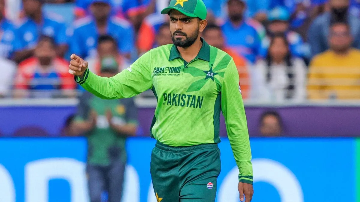 Babar Azam is not seen as a wicketkeeping option: Hesson