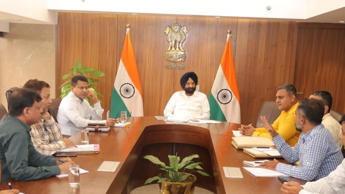 Delhi to integrate ePoS devices with digital weighing machines at all fair price shops: Sirsa