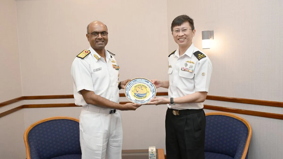 Eastern Fleet Ends Singapore Port Visit Amid Growing Maritime Ties