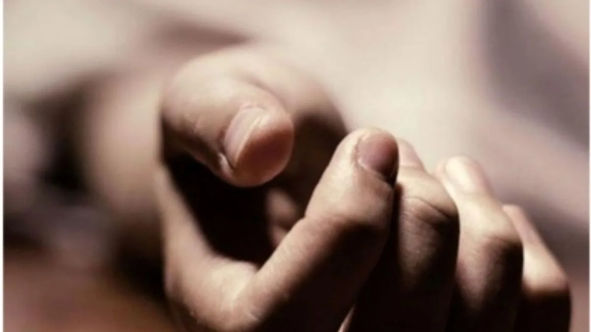 Man murders parents, brother in South Delhi; police launch probe