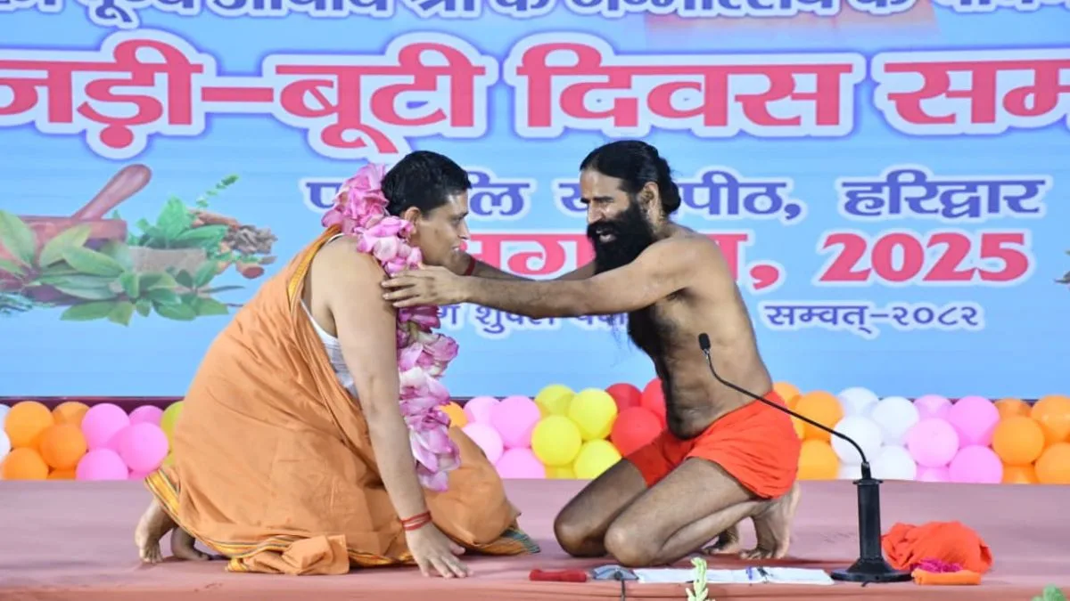 Patanjali celebrates Acharya Balkrishna’s birthday as ‘Jadi-Buti Diwas’