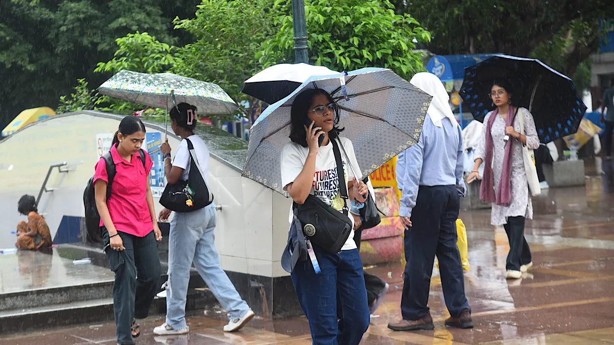Scattered light showers reported across Delhi