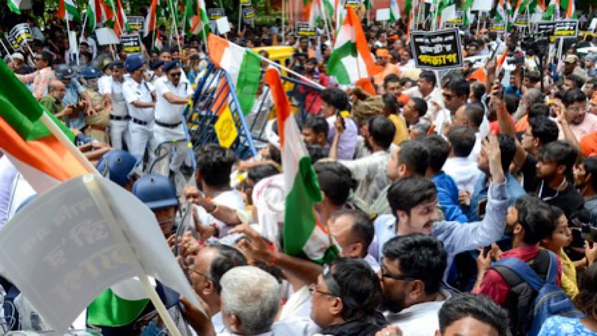 Kolkata Nabanna Avijan march violence: 7 FIRs registered against BJP leaders