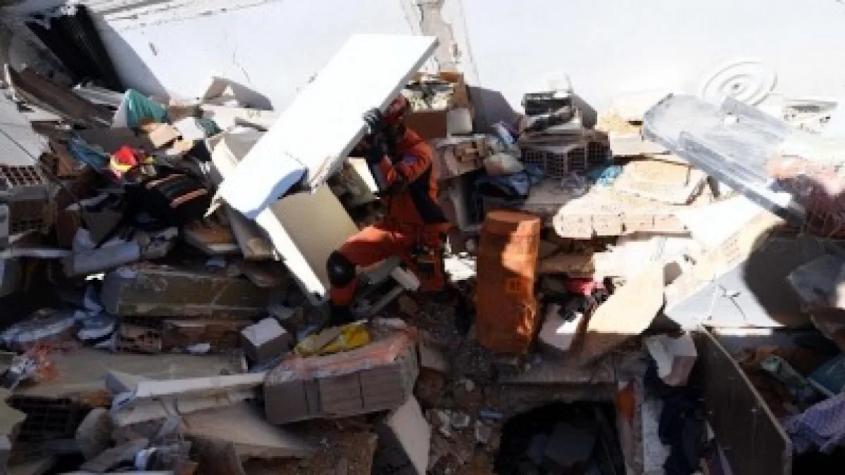 6.1-magnitude earthquake strikes Turkey, one killed