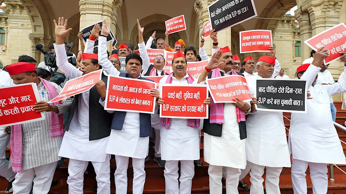 UP assembly adjourned for day after SP’s ruckus over LoP’s insult during his Gorakhpur visit
