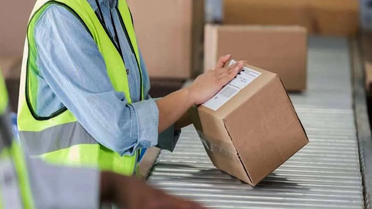 India’s logistics sector likely to touch $800 bn by 2030: Report
