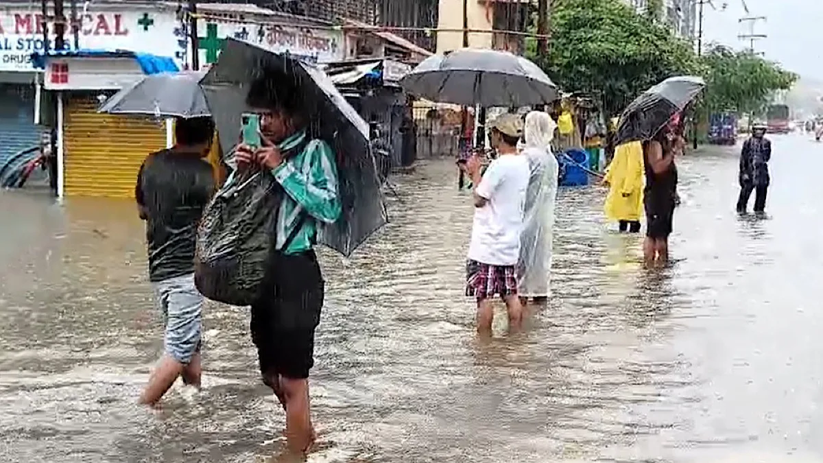 8 die as rain batters Maharashtra; heavy forecast in Mumbai, Thane, Palghar