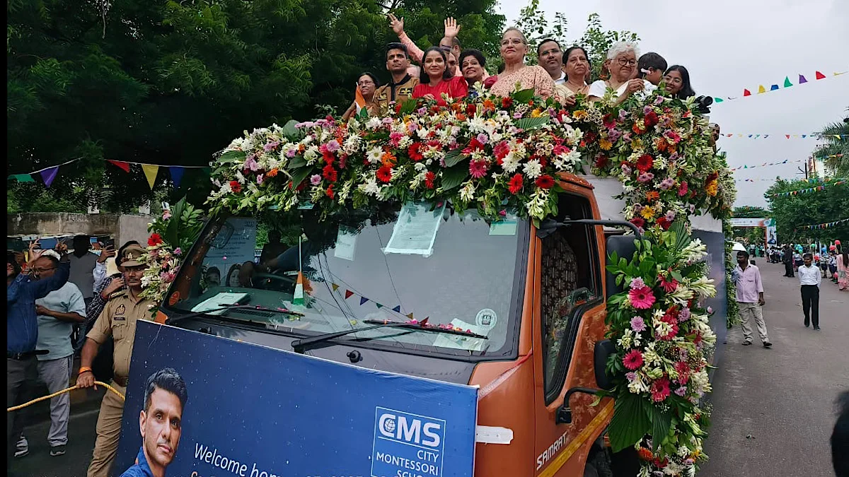 Shubhanshu Shukla gets historic welcome, thousands greet the first Indian to set foot on ISS