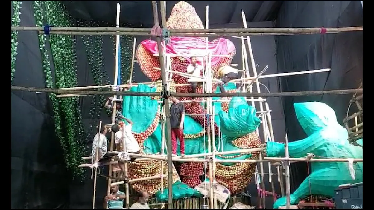 26-foot tall apple Ganesh idol to mark golden jubilee of Natraj Club in Sambalpur