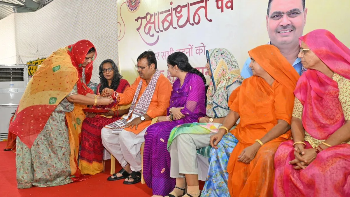 Rajasthan CM celebrates Raksha Bandhan with ‘sisters’ from all walks of life
