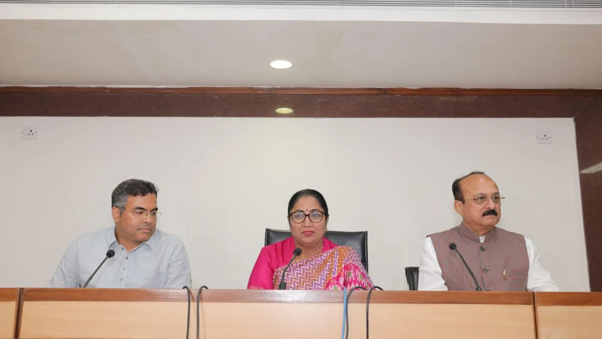 Delhi CM reviews development projects, says funds no issue but negligence won’t be tolerated
