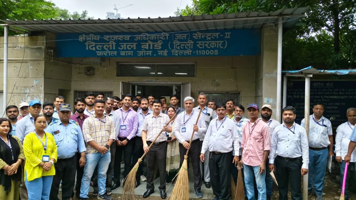Swachhata Drive at Delhi Jal Board headquarters