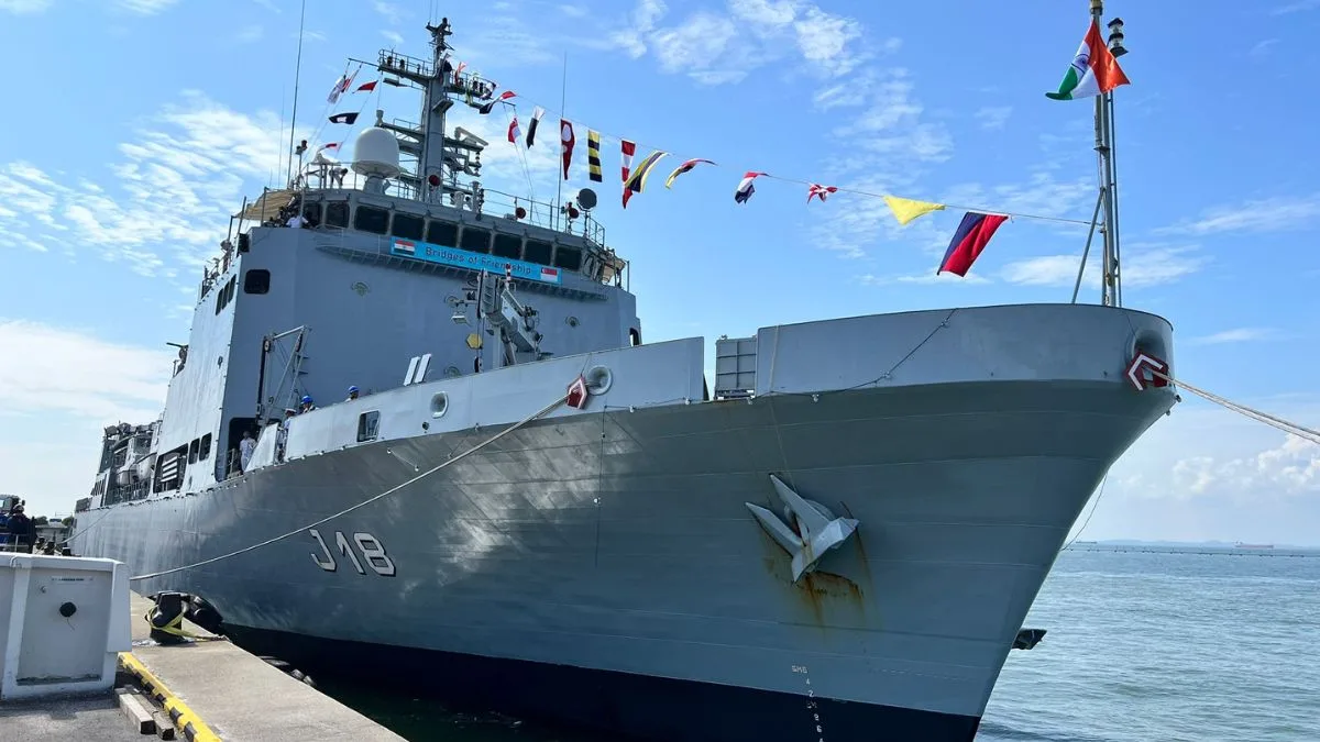 INS Sandhayak Docks in Singapore, Strengthening Maritime Ties