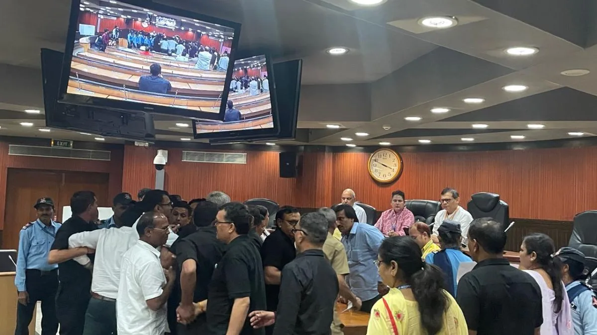 Delhi mayor blames AAP for delay in elections for welfare committees