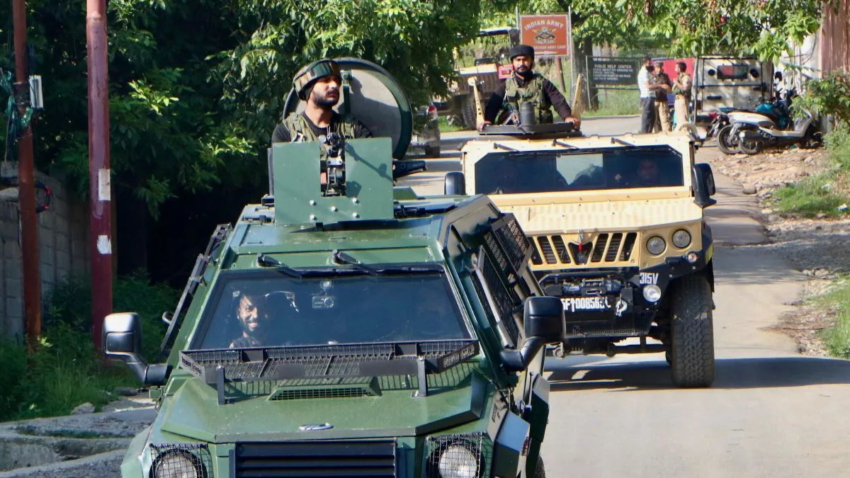 Security forces treading cautiously as Kulgam encounter enters 4th day
