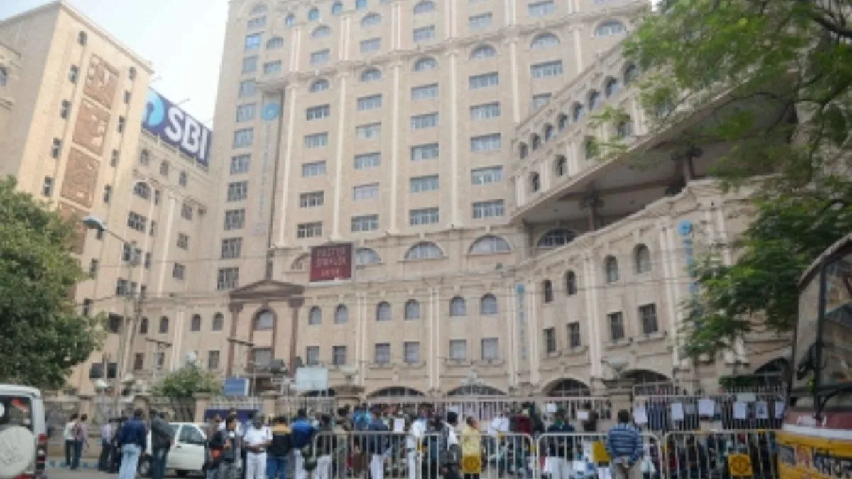 SBI reports 12% spike in net profit for Q1FY26 at Rs 19,160 crore