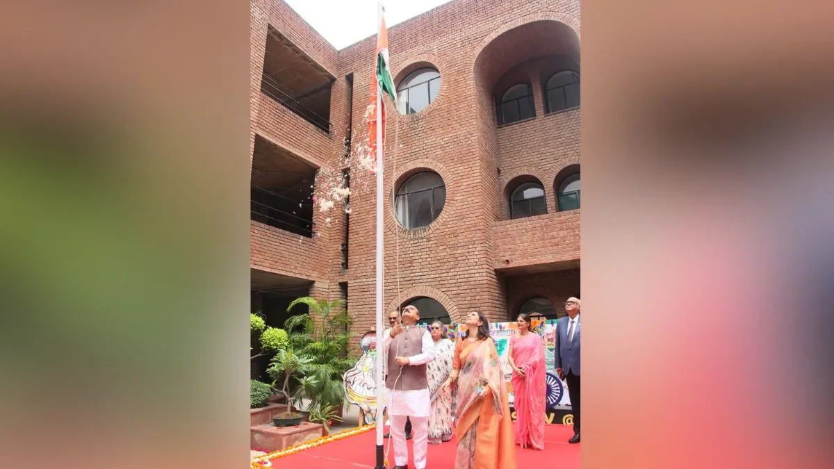 Patriotism must show in everyday habits, not just Tricolour hoisting: Sood