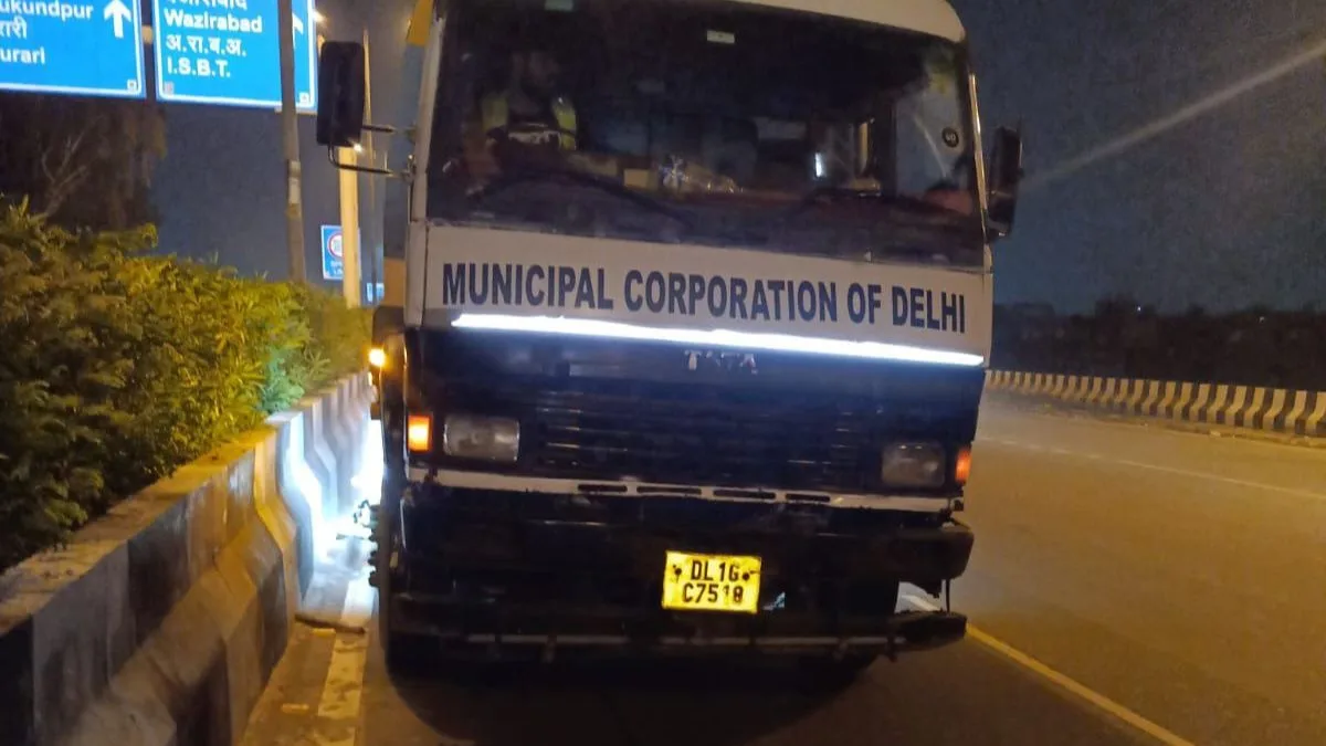 MCD rolls out live-tracking for road sweeping machines to boost accountability