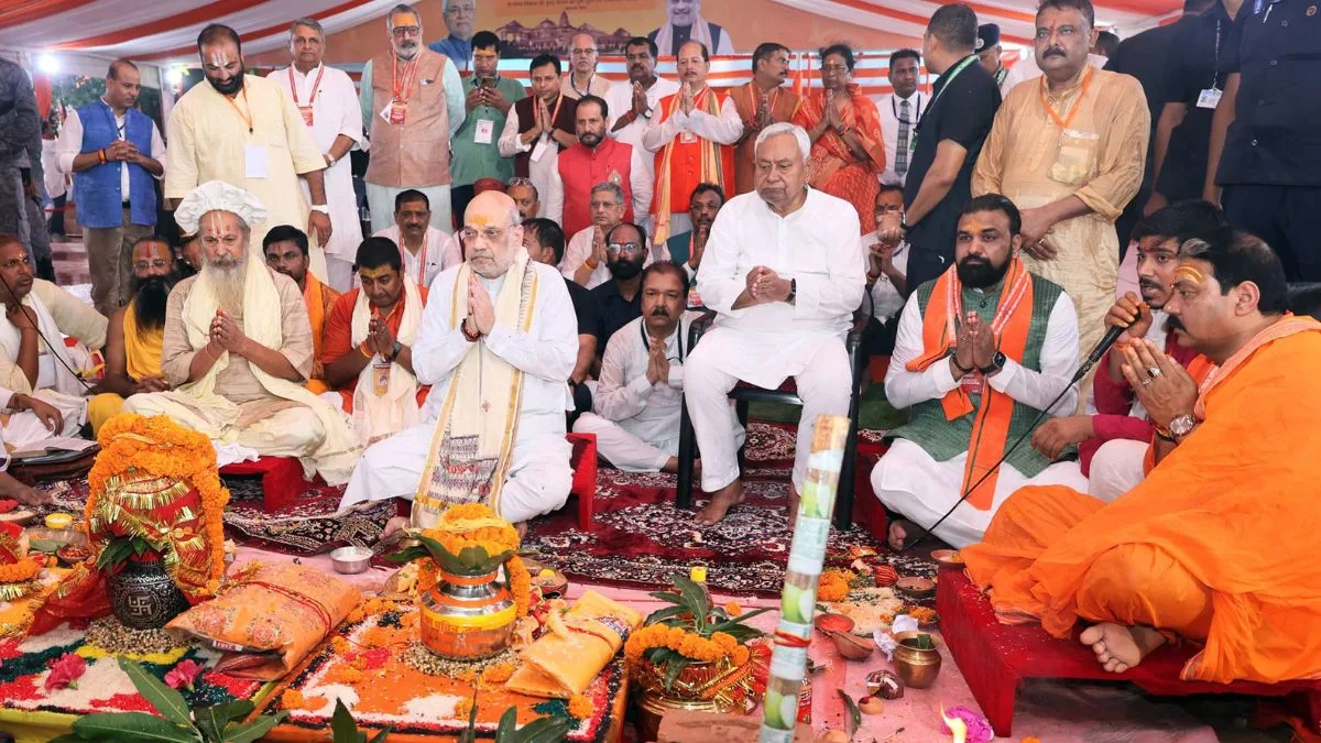 Rahul, others oppose SIR as infiltrators are their vote bank: Amit Shah