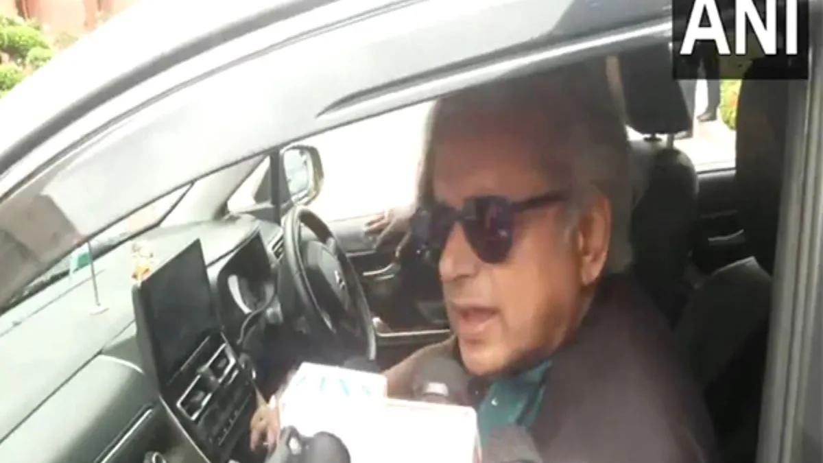 Arrest of Kerala nuns in Chhattisgarh is “grave injustice”: Shashi Tharoor