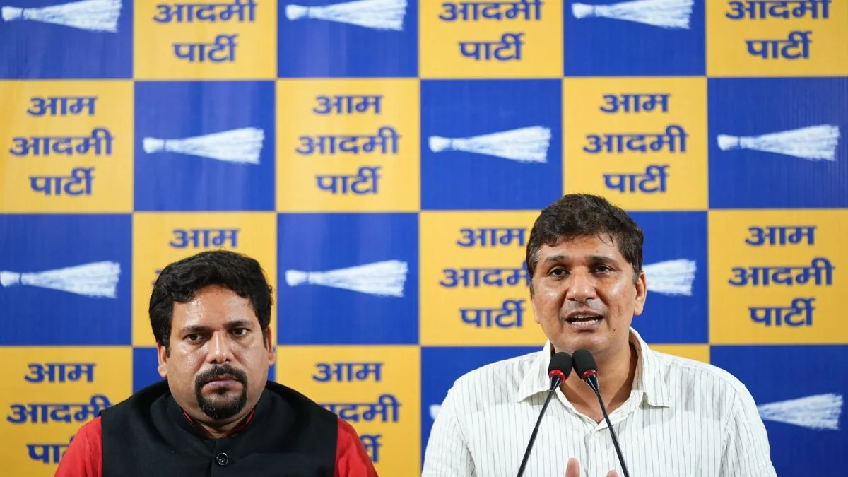 Delhi sees worst malaria spike in 10 years; AAP criticises govt over waterlogging