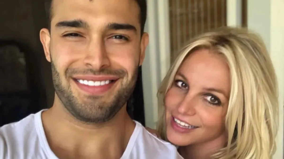 Britney Spears calls marriage to Sam Asghari a “distraction” in her Instagram post