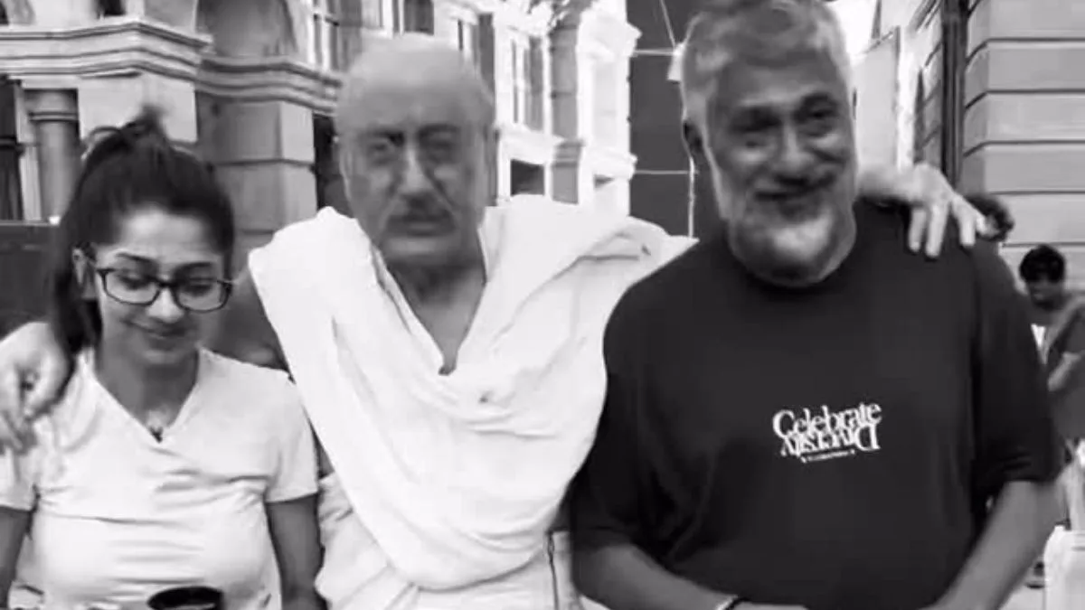 Anupam Kher reveals his Gandhi look in Vivek Agnihotri’s ‘The Bengal Files’