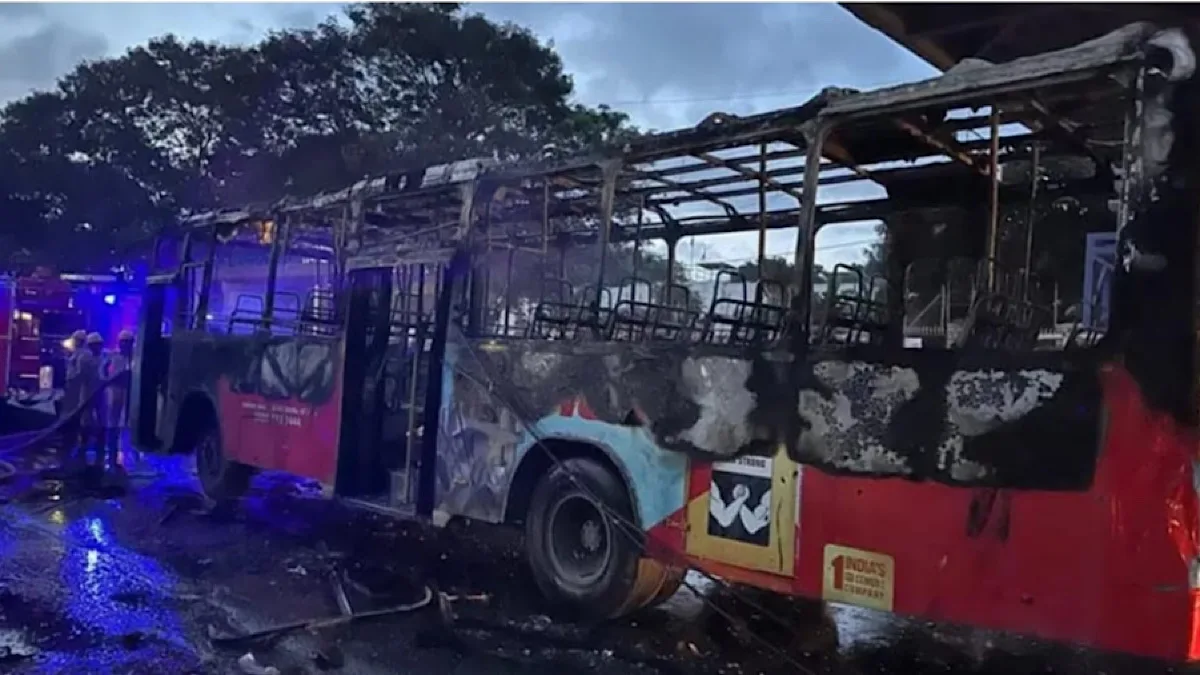 BMTC driver’s quick thinking saves 75 B’luru passengers as bus catches fire