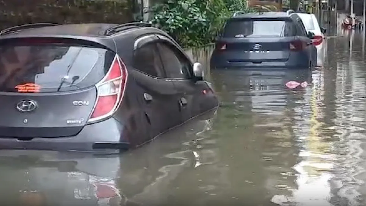 Senior citizens remember rain horror from 1985, 2007