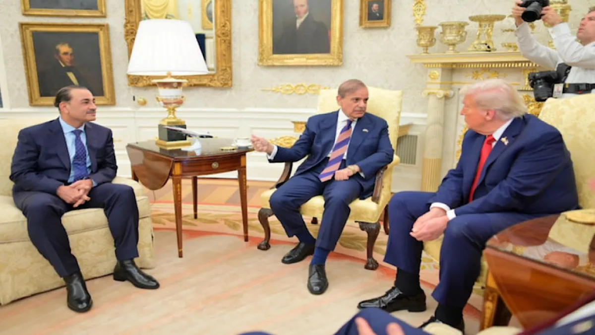 Pak PM Shehbaz Sharif, Army Chief Munir made to wait for 30 minutes at White House: Report