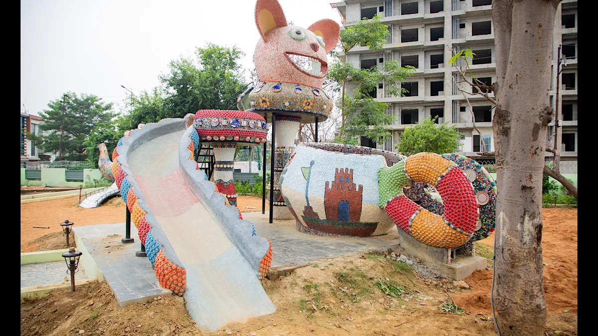 UP govt’s world’s first “Anokhi Duniya” park made of ceramic waste to compete with Disney World and Jurassic Park