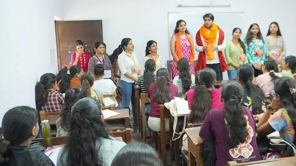 Women students’ issues emerge as key focus in DUSU campaign