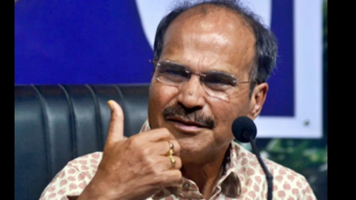 Rly Minister urged to install toilets in EMU-MEMU trains on Kolkata-Sealdah-Lalgola route