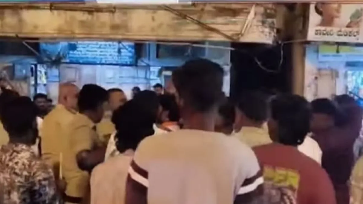 Ganesh Visarjan violence: 20 detained, tension prevails in Karnataka’s Maddur