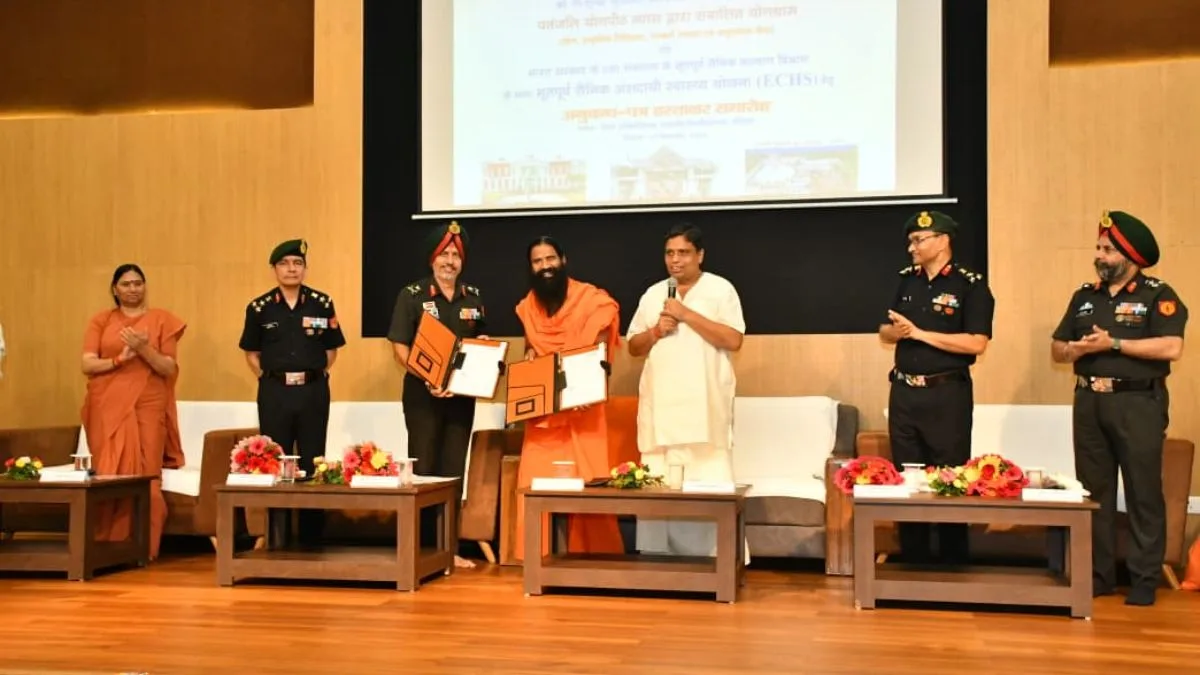 Patanjali signs historic agreement with Indian Army; 60 lakh ex-servicemen and their families to receive free treatment