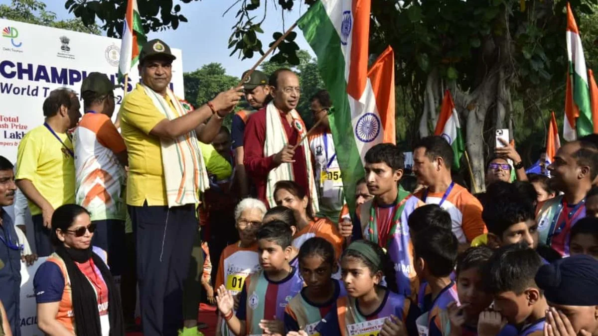 Kapil Mishra flags-off fitness run in Delhi