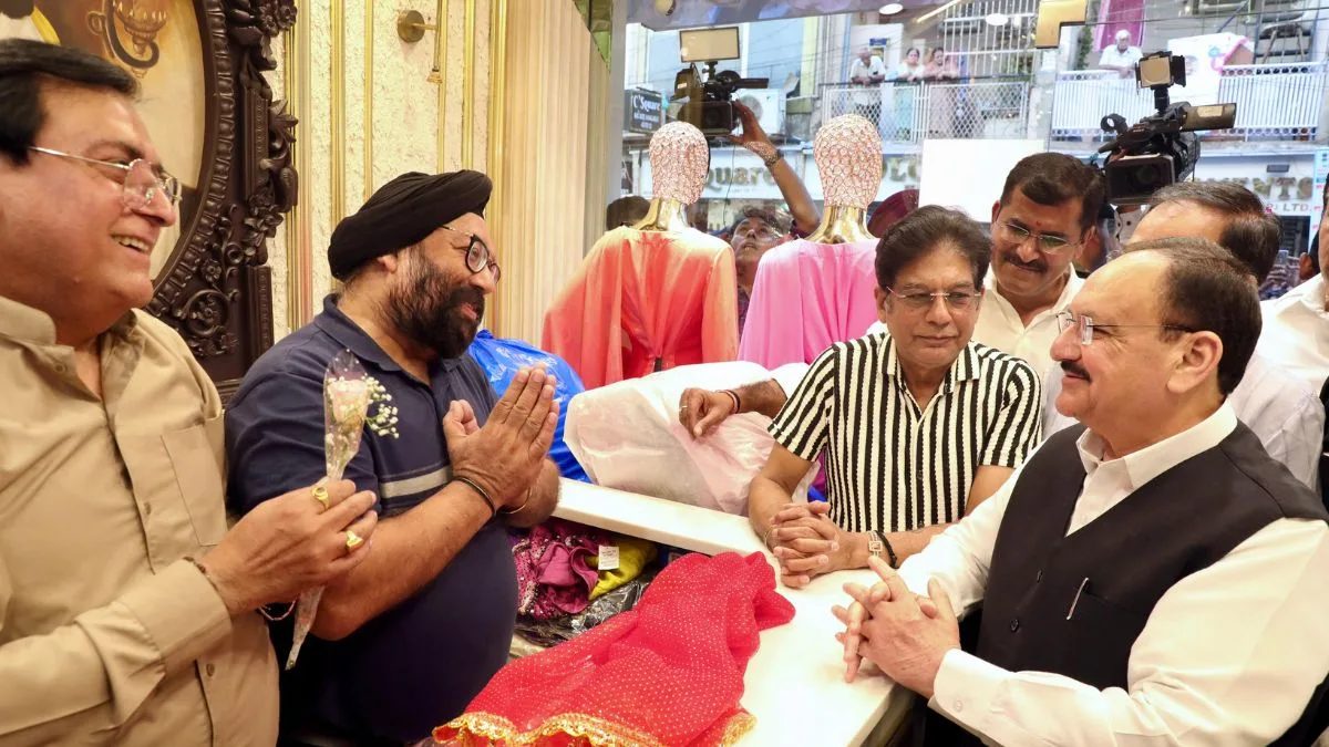 BJP leaders engage with Delhi shopkeepers on GST reforms