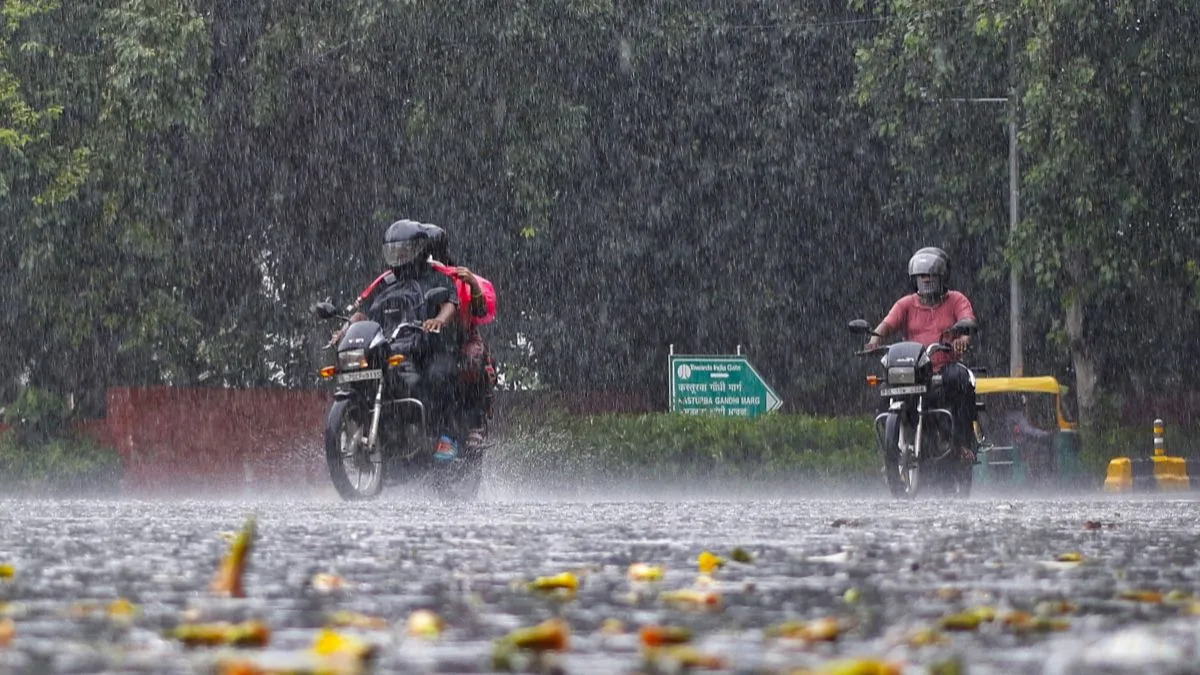 Showers cool Delhi-NCR after sizzling heat; weatherman predicts more rainfall