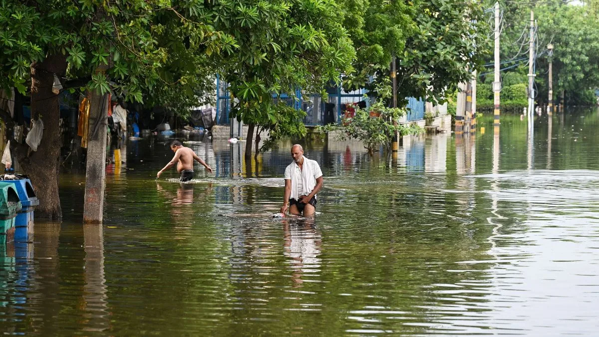 Shahjahanpur, Mathura in UP reeling under flood waters