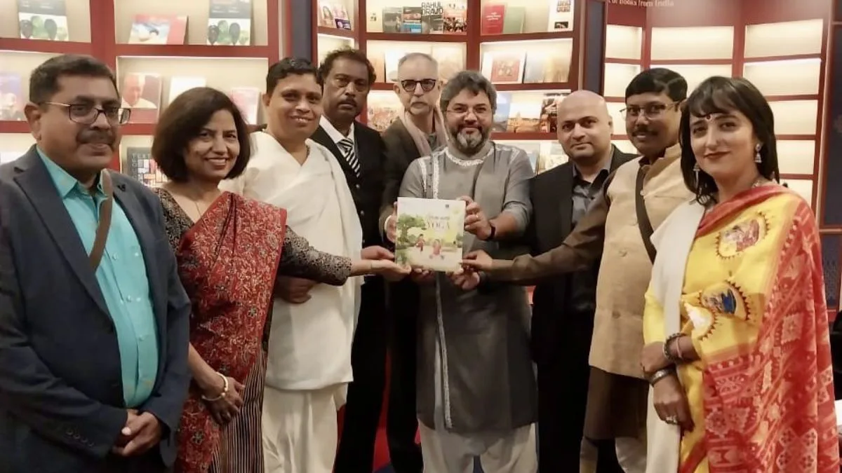 Acharya Balkrishna hails India’s proud honour at Moscow International Book Fair