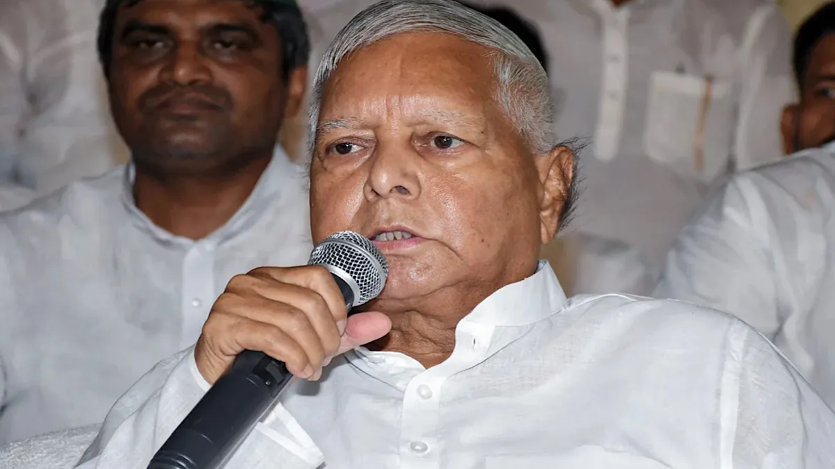Lalu Yadav reiterates Tejashwi’s chief ministerial ambition during Danapur roadshow
